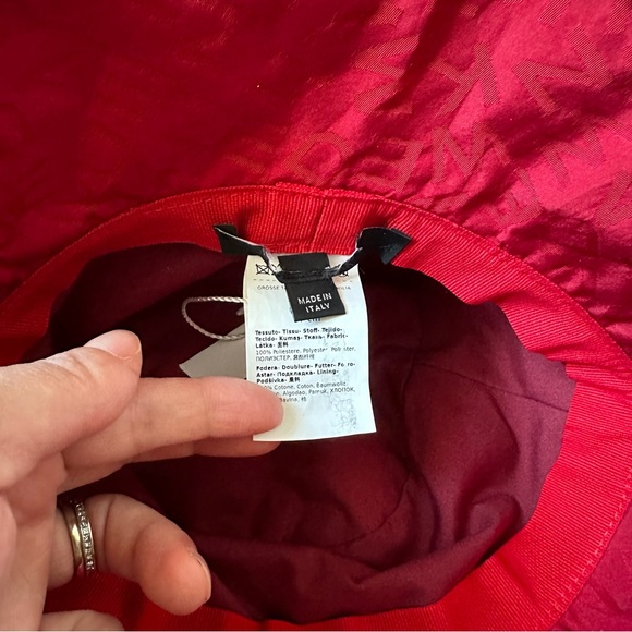 Weekend MaxMara Accessories Label-cut Logo Jacquard Hat. Sz: 57 Color:Red.New - Picture 11 of 16